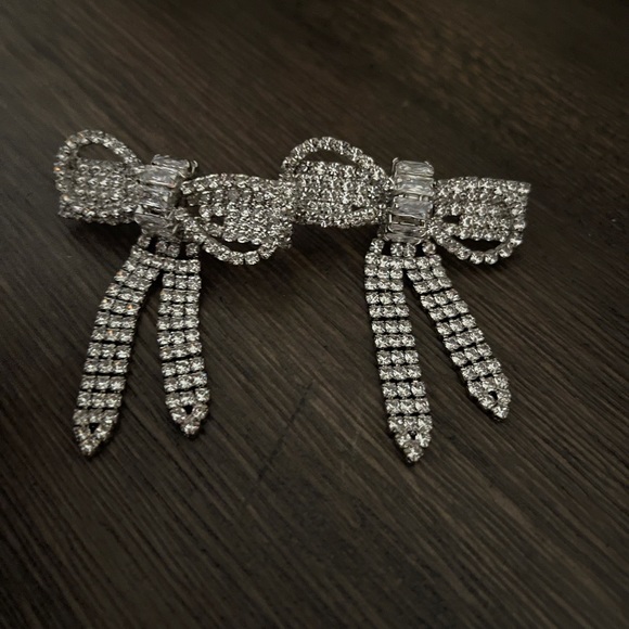 RHINESTONE EARINGS - Picture 1 of 3